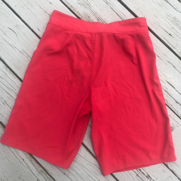 Under Armour Mens Heat Gear Board Shorts Swim Trunks Size 27 red - Picture 6 of 7